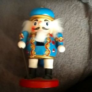 A mini nutcracker